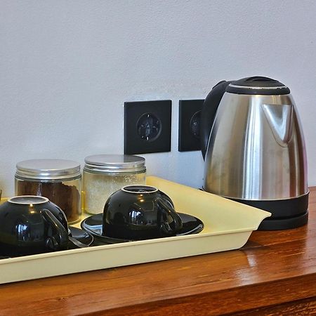 Dewi Putri House Hotel Убуд Екстериор снимка