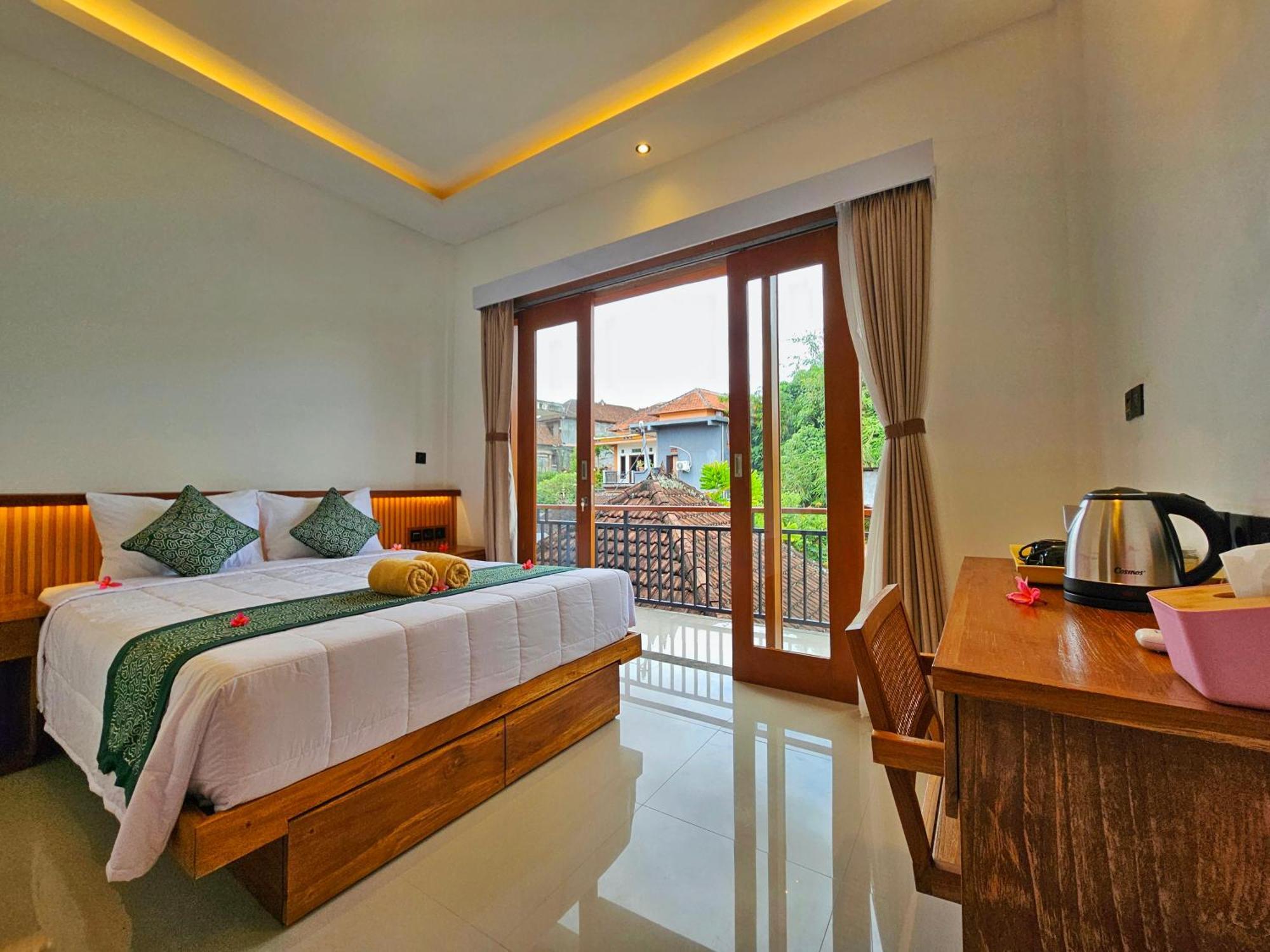 Dewi Putri House Hotel Убуд Екстериор снимка