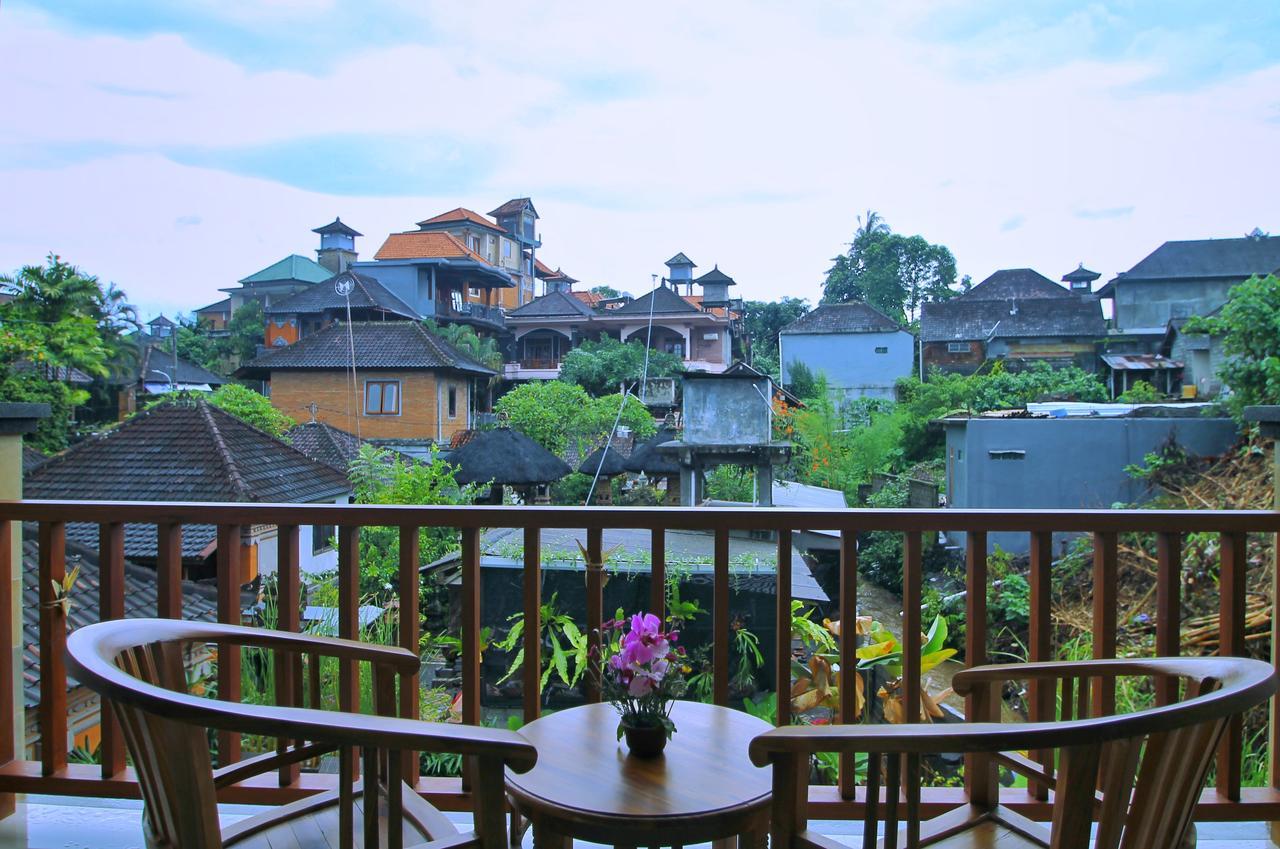 Dewi Putri House Hotel Убуд Екстериор снимка